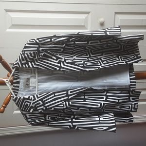 N touch animal print blazer size 8.